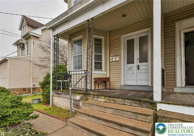 Homes for sale in Fountain Hill Boro, PA | 1108 Broadway, Fountain Hill Boro, PA 18015 | MLS# 774406