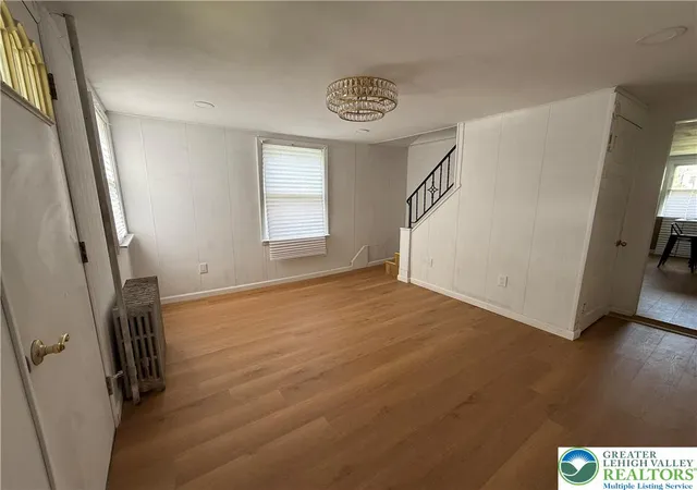 Homes for sale in Scranton City, PA | 619 Hickory St, Scranton City, PA 18505 | MLS# 774474