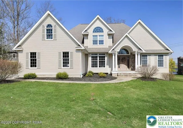 Homes for sale in Carbondale, PA | 355 Washington Rd, Carbondale, PA 18407 | MLS# 774615