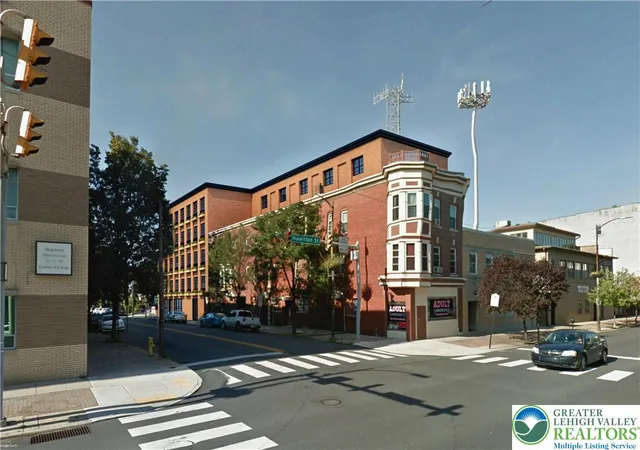 3rd image of 19 N 11Th St, Allentown, PA 18101 | MLS# 774456