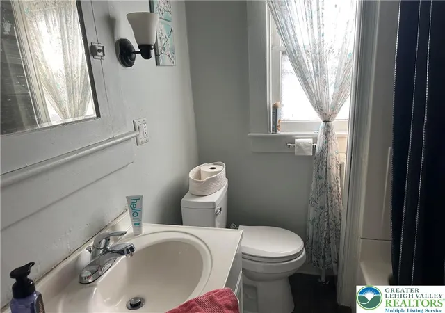 Homes for sale in Allentown City, PA | 1144 W Allen St, Allentown City, PA 18102 | MLS# 774723
