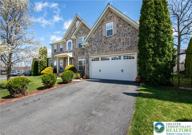 Homes for sale in Palmer Twp, PA | 222 Lower Way Rd, Palmer Twp, PA 18045 | MLS# 774701