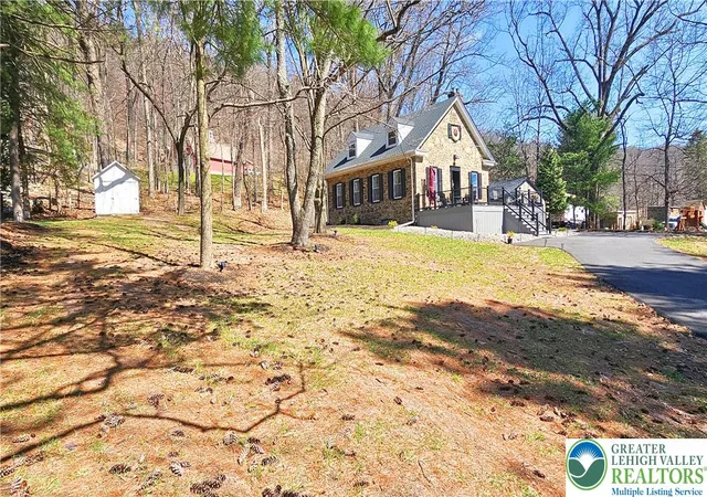 Homes for sale in Lower Saucon Twp, PA | 2239 Wassergass Rd, Lower Saucon Twp, PA 18055 | MLS# 774757