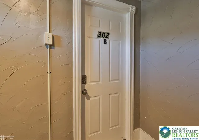 39th image of 304 W Abbott St, Lansford Boro, PA 18232 | MLS# 774778