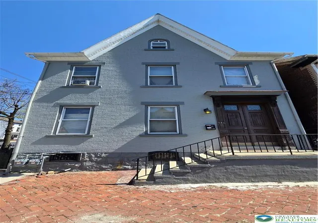 Homes for sale in Bethlehem City, PA | 746 Center St, Bethlehem City, PA 18018 | MLS# 774891