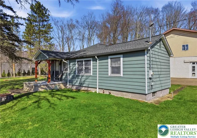 Photo 2 of Multi family home for sale at 304 Drinker Turnpike, Covington Twp, PA 18424 | MLS# 774855 | Listing updated on 2026-09-01