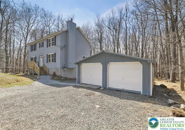 Homes for sale in Lehigh Twp, PA | 1111 Apollo Dr, Lehigh Twp, PA 18424 | MLS# 774885