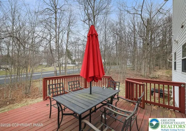Photo 5 of Single family home for sale at 5382 Vine Ter, Tobyhanna, PA 18466 | MLS# 775021 | Listing updated on 2026-07-17