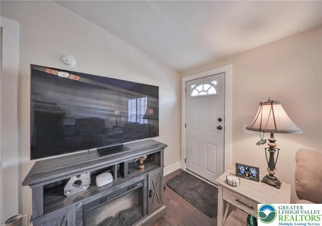 5th image of 1215 Blue Mountain Cir, Saylorsburg, PA 18353 | MLS# 774964