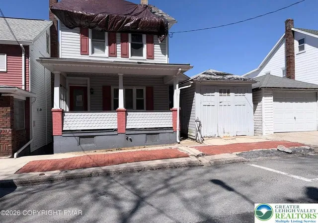 17th image of 523 E Abbott St, Lansford, PA 18232 | MLS# 774947