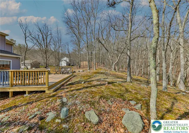 Homes for sale in Middle Smithfield Twp, PA | 321 Clubhouse Dr, Middle Smithfield Twp, PA 18302 | MLS# 775113