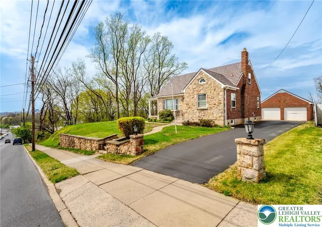 Homes for sale in Allentown City, PA | 623 E Hamilton St, Allentown City, PA 18109 | MLS# 775135