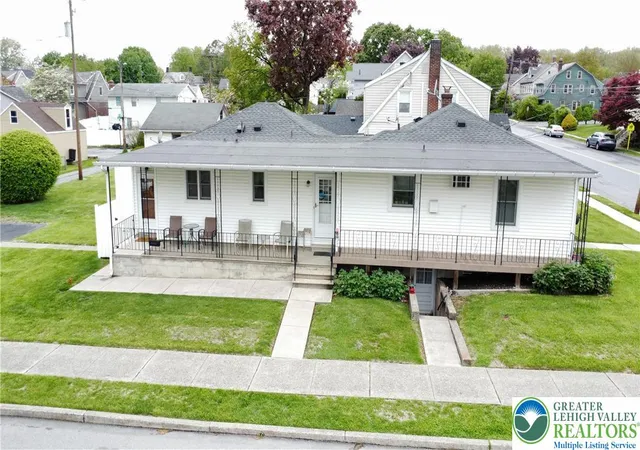 Photo 1 of Sale Pending at 552 Washington Ave, Bethlehem, PA 18017 | MLS# 775180 | Listing updated on 2026-08-29
