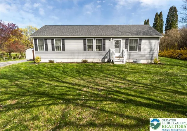 3rd image of 838 S Dogwood Rd, Walnutport, PA 18088 | MLS# 775098