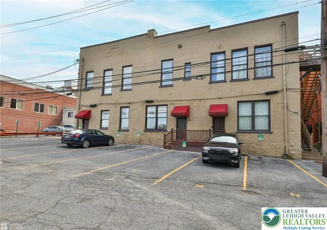 20th image of 535 Main St #16, Bethlehem, PA 18018 | MLS# 775237