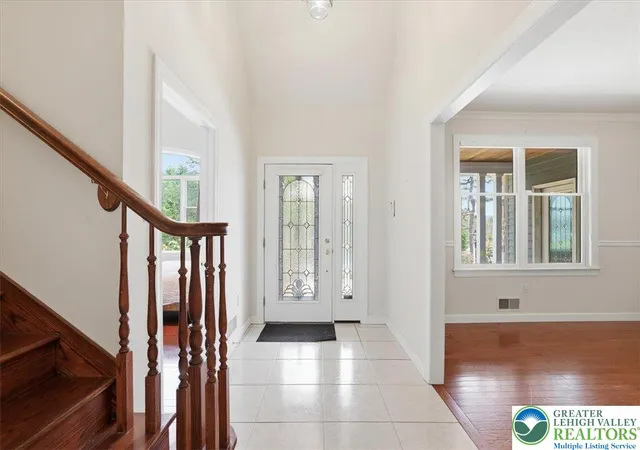 4th image of 109 Lake Dr, Lake Harmony, PA 18624 | MLS# 775219