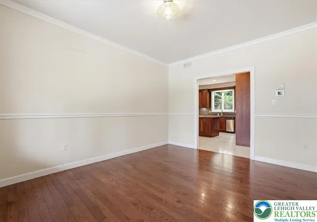 5th image of 109 Lake Dr, Lake Harmony, PA 18624 | MLS# 775219