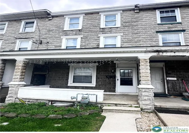 Homes for sale in Lehighton Boro, PA | 429 Coal St, Lehighton Boro, PA 18235 | MLS# 775482