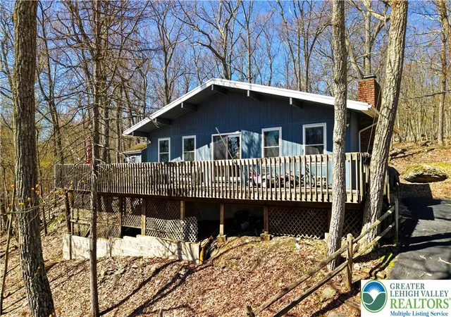 Homes for sale in Lehman Twp, PA | 214 Mockingbird Ct, Lehman Twp, PA 18324 | MLS# 775526