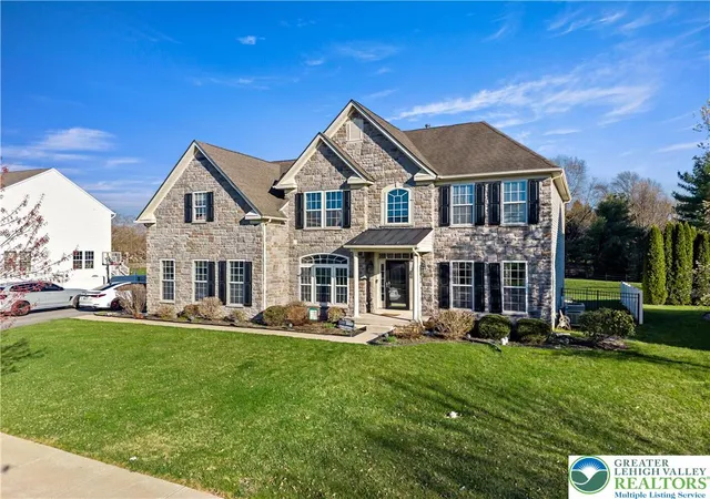Homes for sale in Palmer Twp, PA | 130 Lower Way Rd, Palmer Twp, PA 18045 | MLS# 775451
