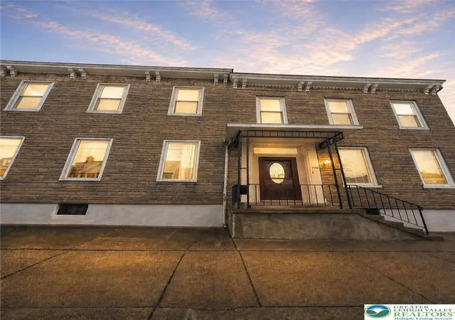Homes for sale in Easton, PA | 768 Washington St, Easton, PA 18042 | MLS# 775540