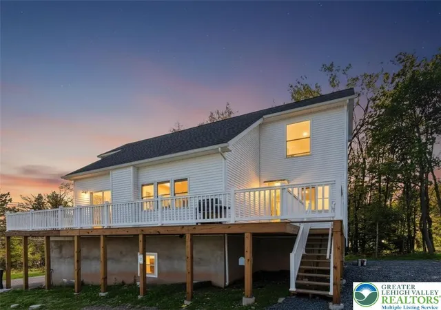 Homes for sale in Mount Pocono Boro, PA | 2 Elm St, Mount Pocono Boro, PA 18344 | MLS# 775721