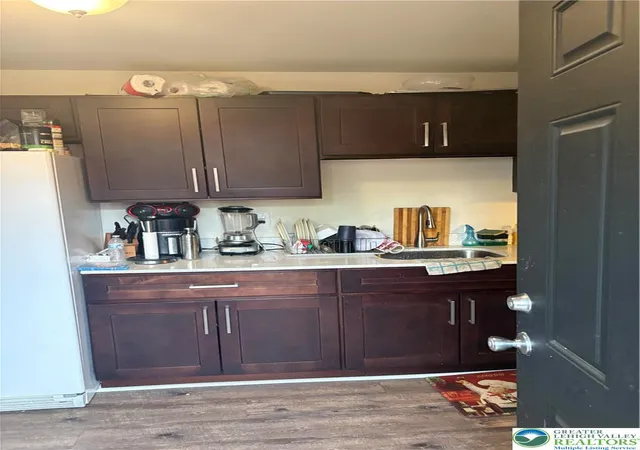 Photo 4 of Townhouse for sale at 388 Pratt St, Allentown, PA 18102 | MLS# 775792 | Listing updated on 2026-07-01
