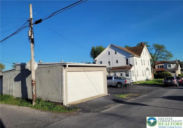 4th image of 1801 Greenleaf St, Allentown, PA 18109 | MLS# 775940