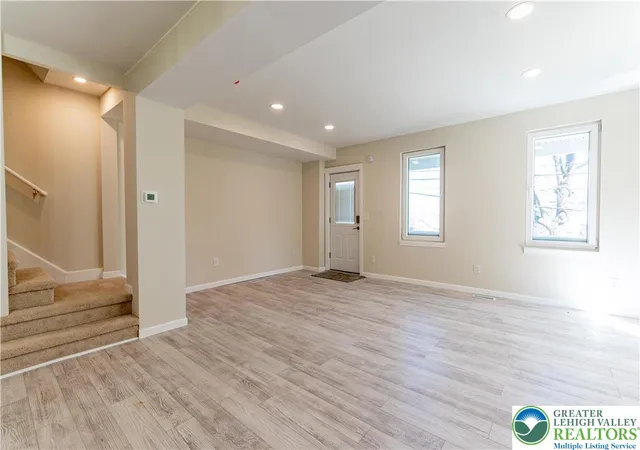 Photo 3 of Single family home for sale at 1156 William St, Bethlehem, PA 18015 | MLS# 775904 | Listing updated on 2026-08-03