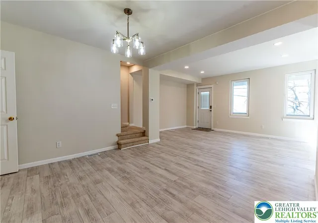 Photo 4 of Single family home for sale at 1156 William St, Bethlehem, PA 18015 | MLS# 775904 | Listing updated on 2026-08-03