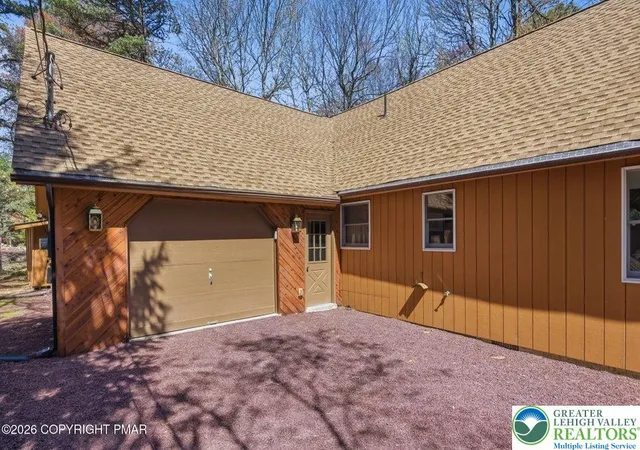 Homes for sale in Kidder Twp, PA | 12 Birch St, Kidder Twp, PA 18624 | MLS# 776077