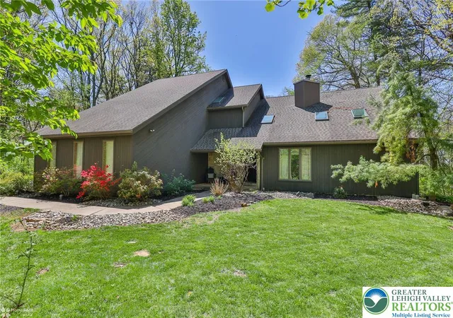 Homes for sale in Moore Twp, PA | 337 Woodline Rd, Moore Twp, PA 18064 | MLS# 775790