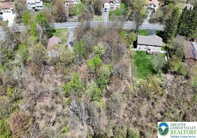 Homes for sale in Tobyhanna Twp, PA | 5450 Sullivan Trl, Tobyhanna Twp, PA 18334 | MLS# 776109