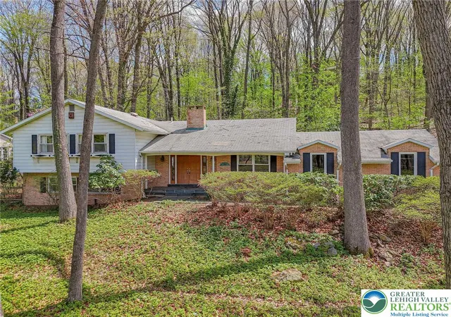 Homes for sale in Bethlehem, PA | 270 Bierys Bridge Rd, Bethlehem, PA 18017 | MLS# 775892