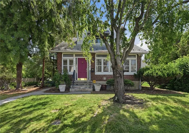 1st image of 743 6th St, Whitehall, PA 18052 | MLS# 776219