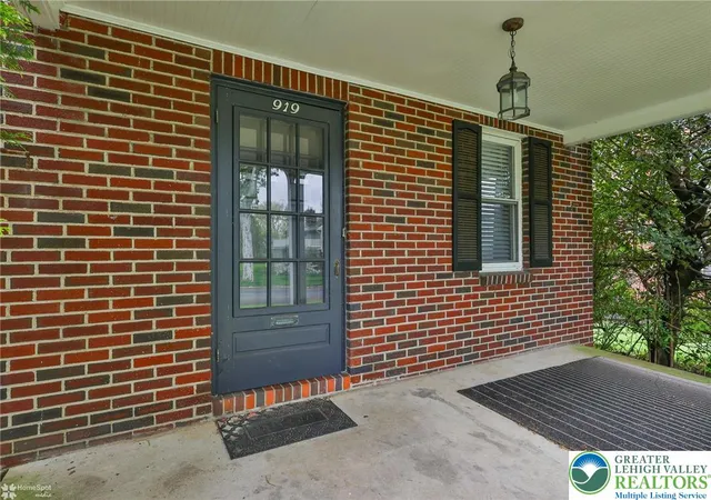 Homes for sale in Bethlehem City, PA | 919 7th Ave, Bethlehem City, PA 18018 | MLS# 776203