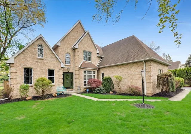 1st image of 1860 Rosewood Dr, Bethlehem, PA 18017 | MLS# 776238