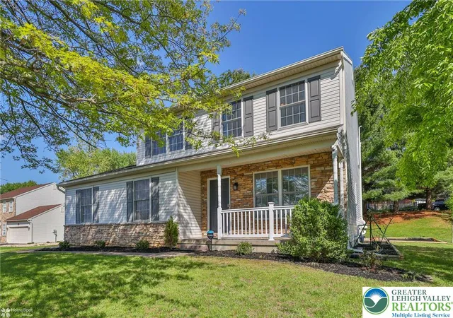 2nd image of 1875 Jenkins Dr, Easton, PA 18040 | MLS# 776289