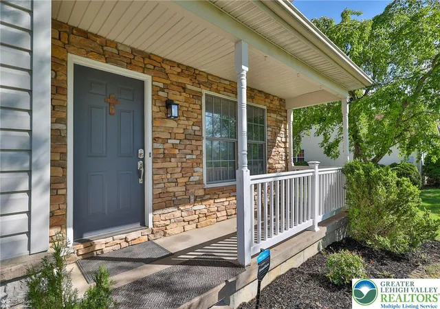 5th image of 1875 Jenkins Dr, Easton, PA 18040 | MLS# 776289
