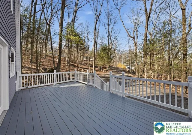 Homes for sale in Middle Smithfield Twp, PA | 3257 Trafalgar Ave, Middle Smithfield Twp, PA 18302 | MLS# 776384