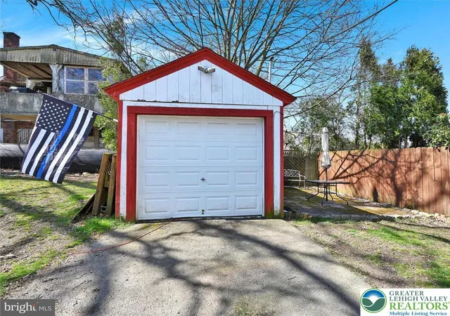 Photo 10 of Sale Pending at 3 N 22nd Street, POTTSVILLE, PA 17901 | MLS# 776453 | Listing updated on 2026-07-20