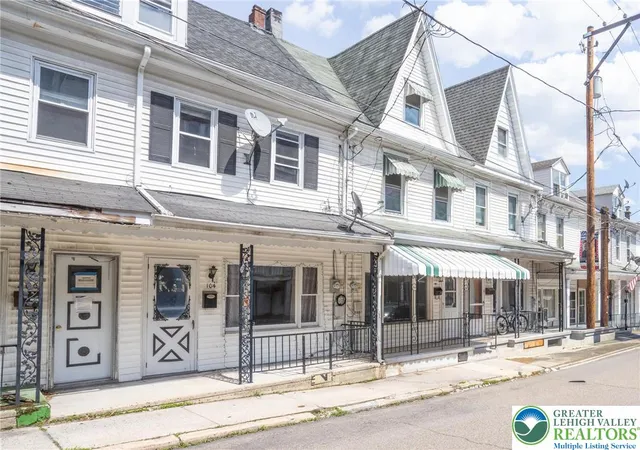 1st image of 104 Water St, New Philadelphia Boro, PA 17959 | MLS# 776397
