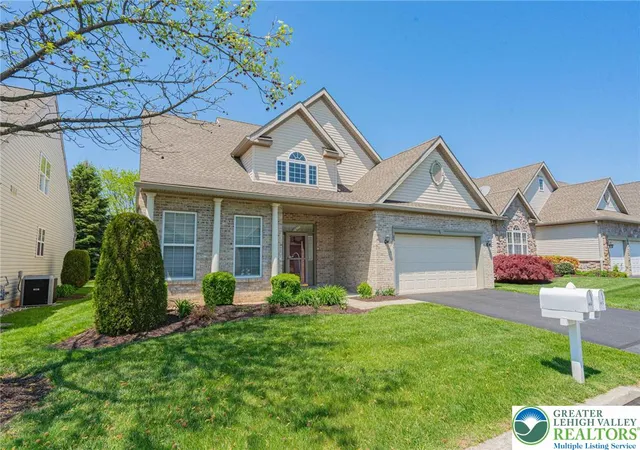 Homes for sale in Lower Macungie Twp, PA | 6634 Blue Heather Ct, Lower Macungie Twp, PA 18062 | MLS# 776313