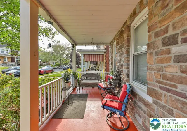 Homes for sale in Easton, PA | 1819 Fairview Ave, Easton, PA 18042 | MLS# 776559