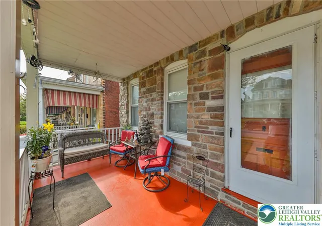 Homes for sale in Easton, PA | 1819 Fairview Ave, Easton, PA 18042 | MLS# 776559