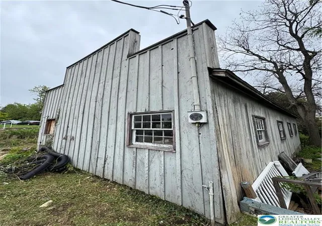 Homes for sale in Bethlehem Twp, PA | 3282 Easton Ave, Bethlehem Twp, PA 18020 | MLS# 776567