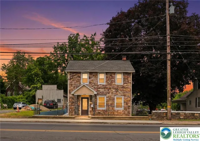 Homes for sale in Bethlehem Twp, PA | 3276 Easton Ave, Bethlehem Twp, PA 18020 | MLS# 776570