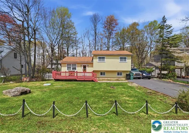 Homes for sale in Coolbaugh Twp, PA | 9579 Millwood Dr, Coolbaugh Twp, PA 18466 | MLS# 776574