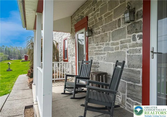 Homes for sale in South Whitehall Twp, PA | 2534 Lapp Rd, South Whitehall Twp, PA 18104 | MLS# 775208