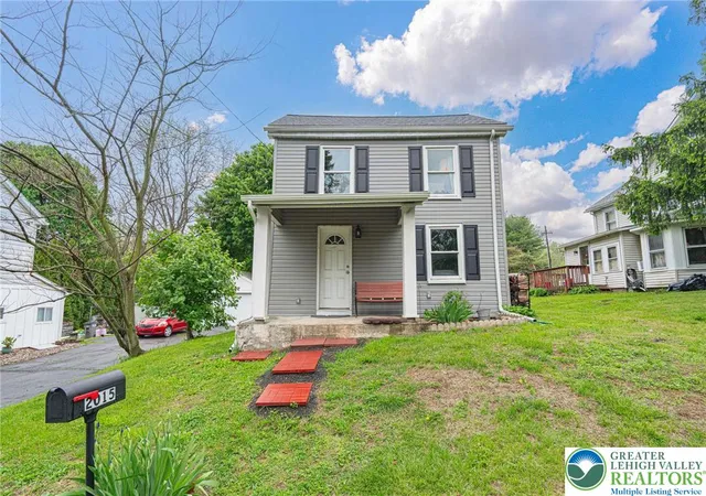 Homes for sale in Hellertown, PA | 2015 Leithsville Rd, Hellertown, PA 18055 | MLS# 776582